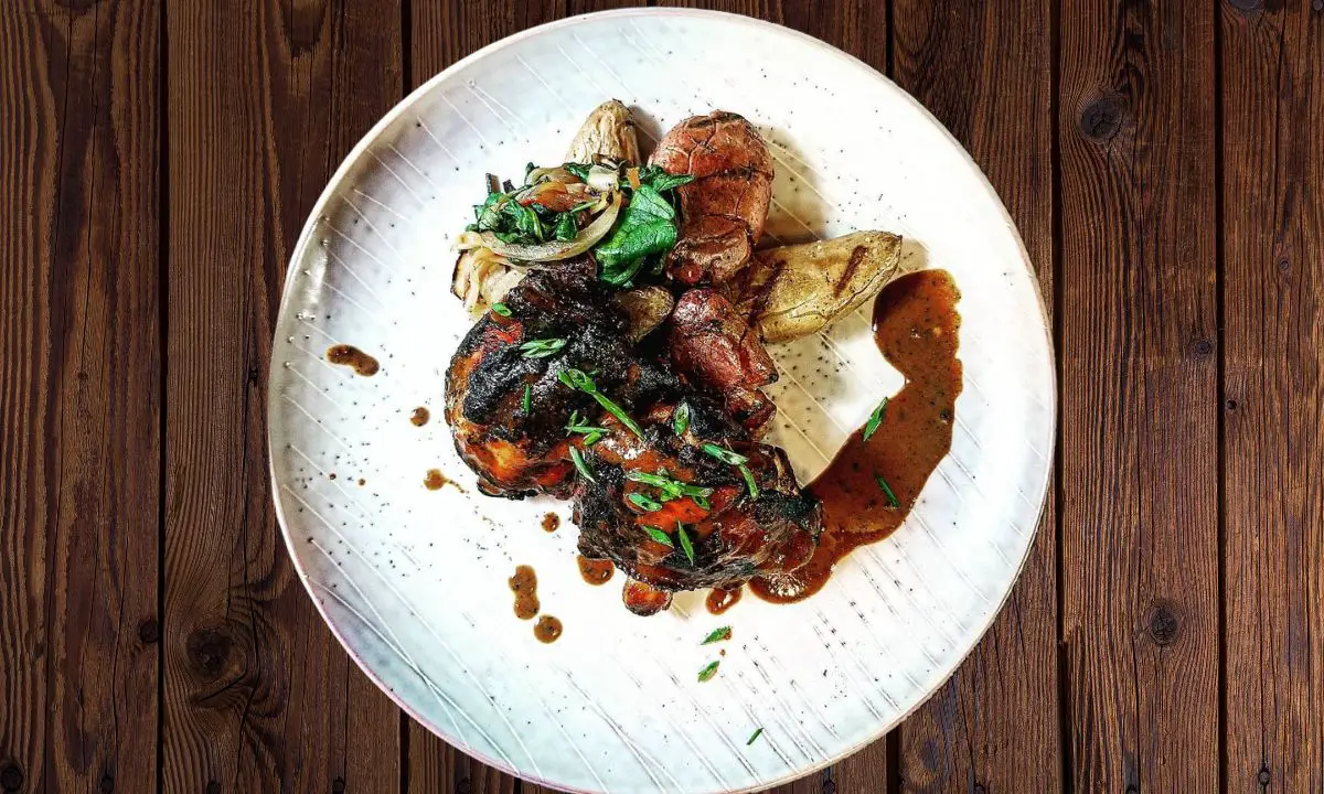 dig inn charred chicken thigh recipe