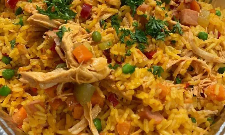 Nicaraguense Arroz A La Valenciana